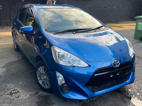 Toyota Aqua Hatchback, Petrol Hybrid, 2015, Blue