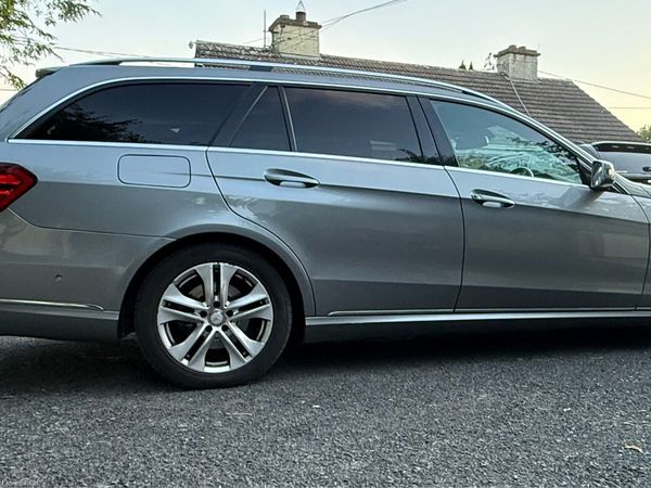 Mercedes-Benz E-Class Estate, Diesel, 2013, Silver