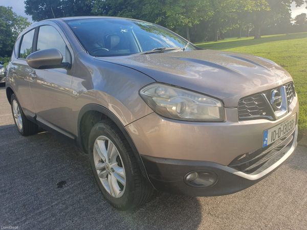 Nissan Qashqai Hatchback, Diesel, 2010, Beige