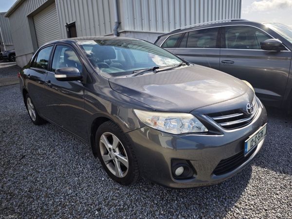 Toyota Corolla Saloon, Diesel, 2012, Grey