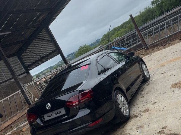Volkswagen Jetta Saloon, Diesel, 2014, Black