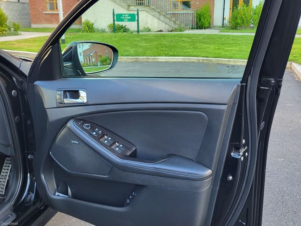 Kia Optima Saloon, Diesel, 2015, Black