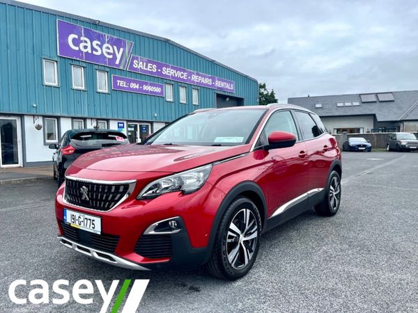 Peugeot 3008 MPV, Petrol, 2019, Red