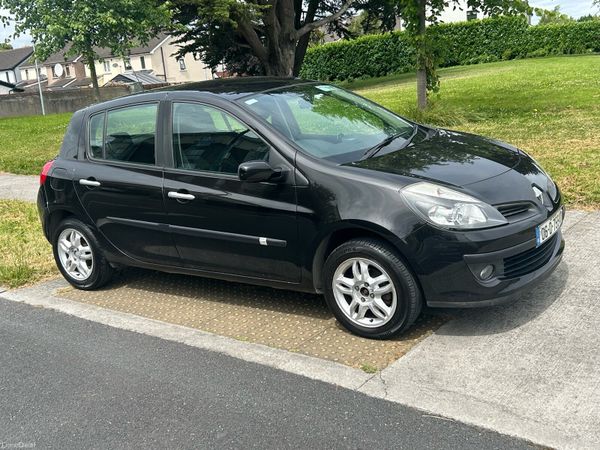 Renault Clio Hatchback, Petrol, 2006, Black