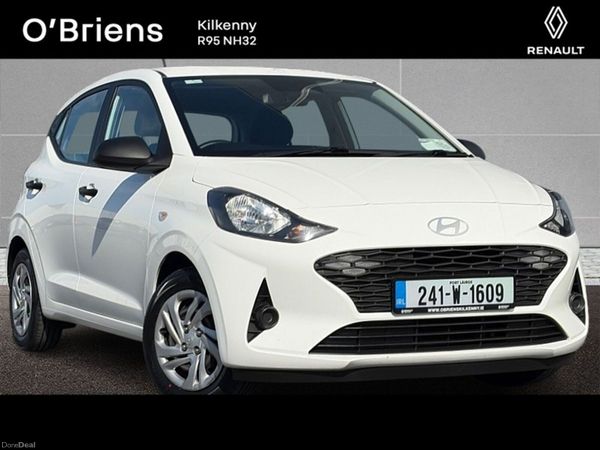 Hyundai i10 Hatchback, Petrol, 2024, White