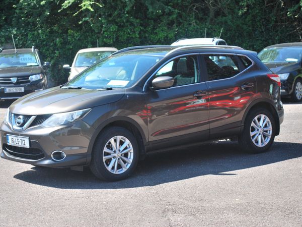 Nissan Qashqai Hatchback, Diesel, 2016, Brown