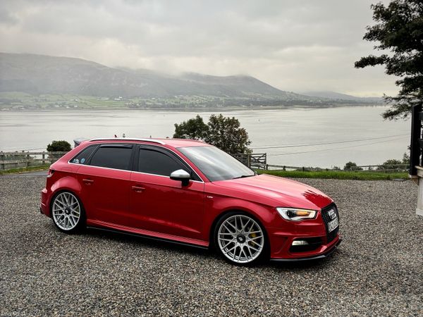 Audi A3 Hatchback, Diesel, 2014, Red
