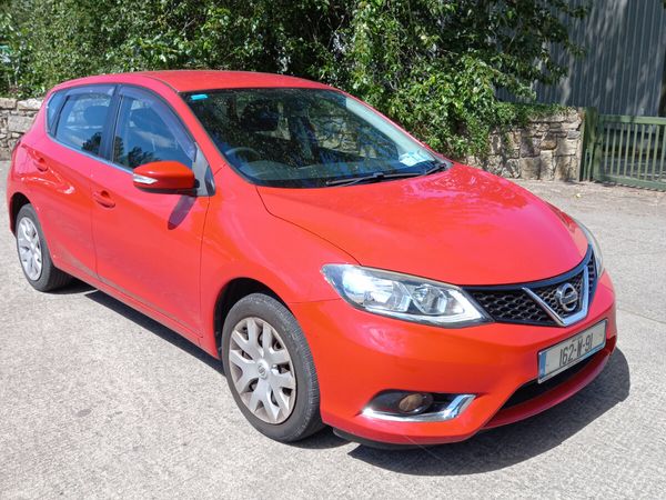 Nissan Pulsar Hatchback, Petrol, 2016, Red