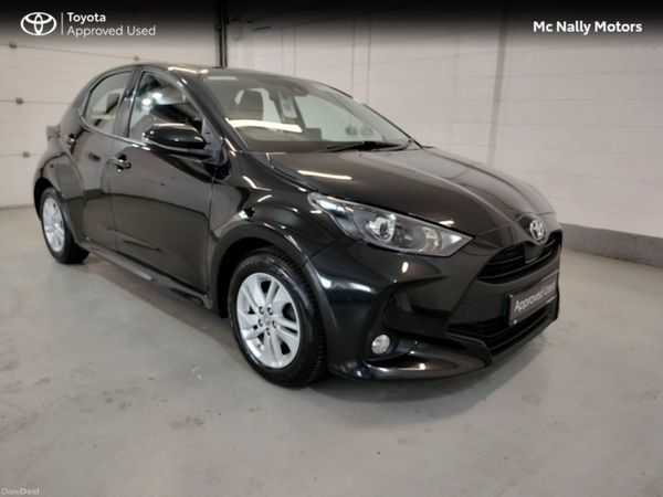Toyota Yaris Hatchback, Petrol, 2022, Black