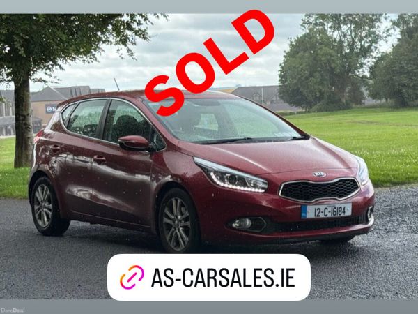 Kia Ceed Hatchback, Diesel, 2012, Red