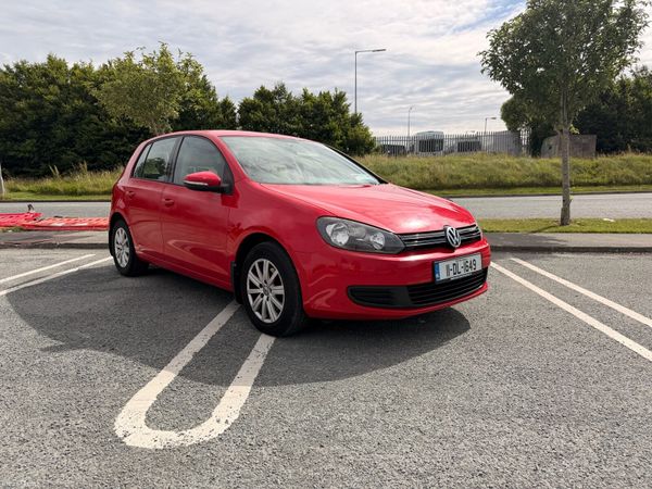 Volkswagen Golf Hatchback, Petrol, 2011, Red
