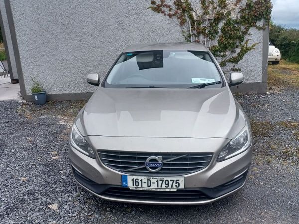 Volvo S60 Saloon, Diesel, 2016, Green