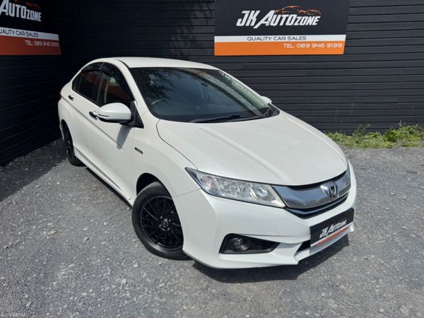 Honda Grace Saloon, Petrol, 2016, White