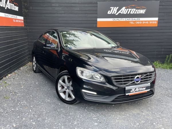 Volvo S60 Saloon, Diesel, 2015, Black