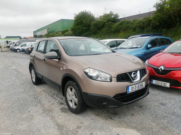 Nissan Qashqai Hatchback, Diesel, 2010, Brown