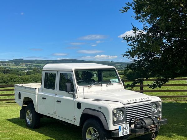 Land Rover Defender SUV, Diesel, 2010, White