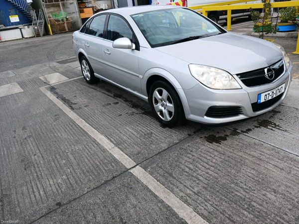 Opel Vectra Hatchback, Petrol, 2007, Silver