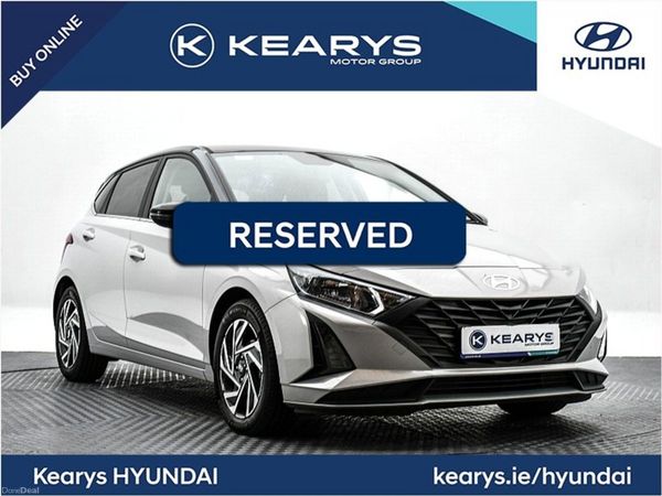 Hyundai i20 Hatchback, Petrol, 2024, Silver