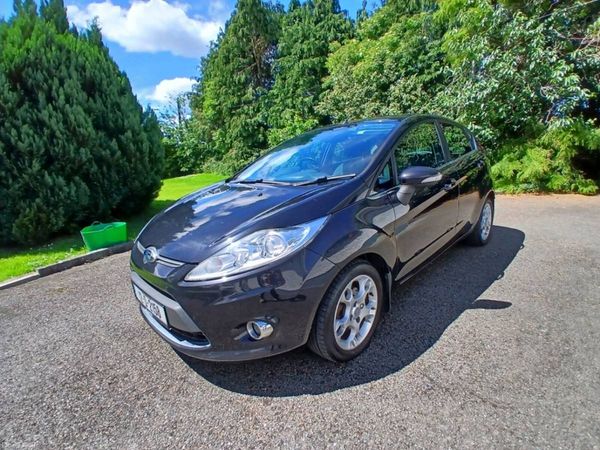 Ford Fiesta Hatchback, Petrol, 2012, Black