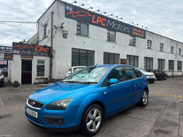 Ford Focus Hatchback, Petrol, 2006, Blue