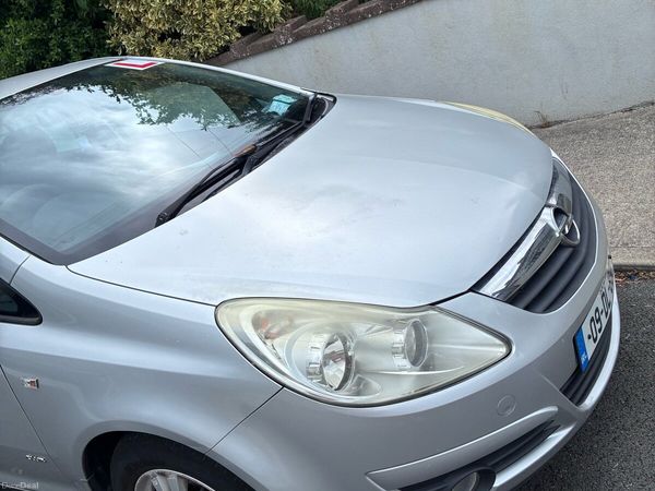 Opel Corsa Hatchback, Petrol, 2009, Silver