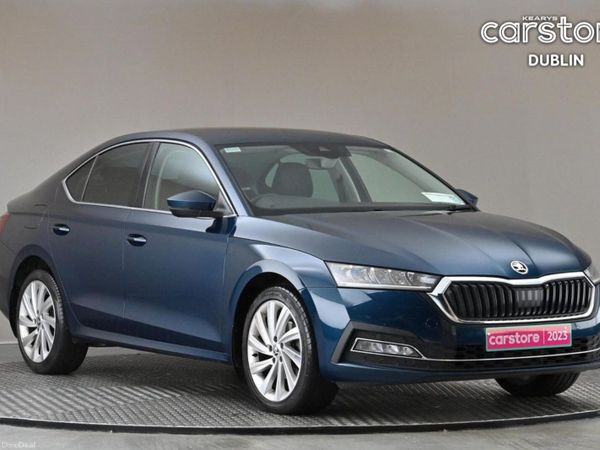 Skoda Octavia Saloon, Diesel, 2023, Blue