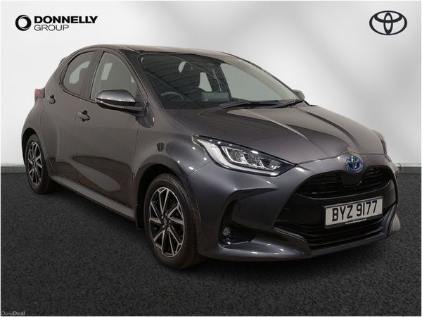 Toyota Yaris Hatchback, Petrol Hybrid, 2023, Grey
