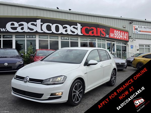 Volkswagen Golf Hatchback, Petrol, 2015, White