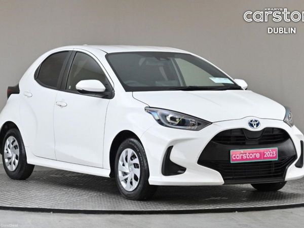 Toyota Yaris Hatchback, Petrol Hybrid, 2023, White
