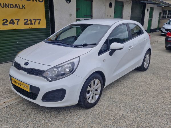 Kia Rio Hatchback, Petrol, 2015, White