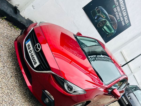 Mazda Mazda3 Hatchback, Diesel, 2016, Red