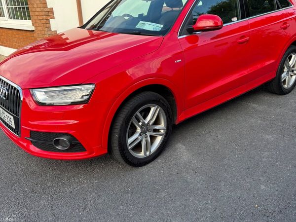 Audi Q3 SUV, Diesel, 2014, Red
