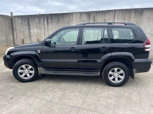 Toyota Land Cruiser SUV, Diesel, 2005, Black