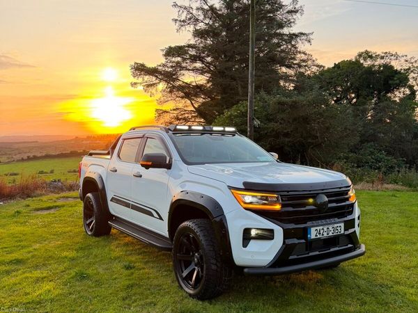 Volkswagen Amarok Crew Cab, Diesel, 2024, White