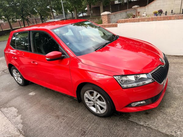 Skoda Fabia Hatchback, Petrol, 2019, Red
