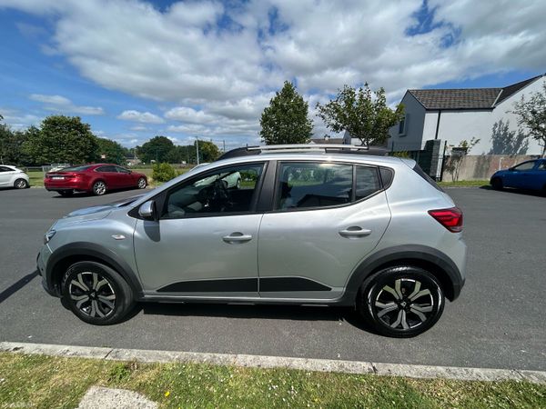 Dacia Sandero Stepway Hatchback, Petrol, 2022, Grey