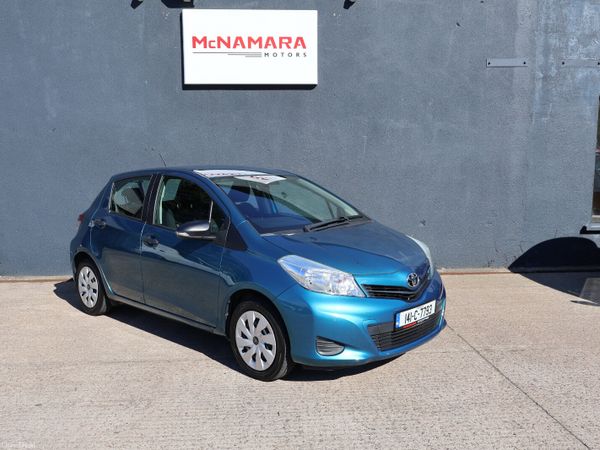 Toyota Yaris Hatchback, Petrol, 2014, Green
