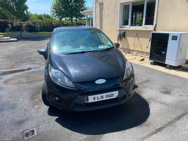 Ford Fiesta Hatchback, Petrol, 2011, Black
