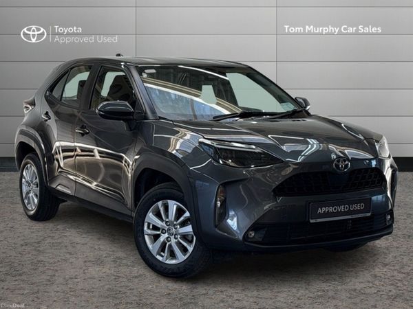 Toyota Yaris Cross Hatchback, Petrol Hybrid, 2024, Grey