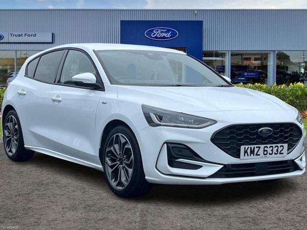 Ford Focus Hatchback, Petrol, 2026, White