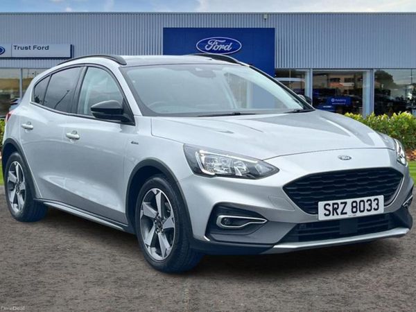 Ford Focus Hatchback, Petrol, 2021, Silver