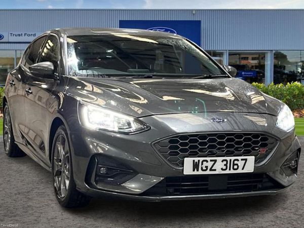 Ford Focus Hatchback, Petrol, 2022, Grey