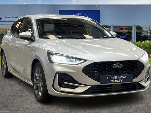 Ford Focus Hatchback, Petrol, 2026, Silver