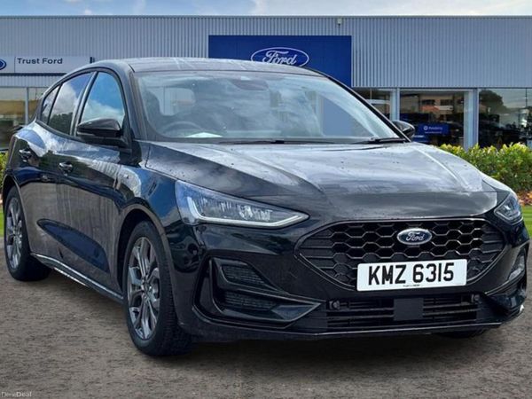 Ford Focus Hatchback, Petrol, 2026, Black