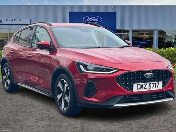 Ford Focus Hatchback, Petrol, 2023, Red