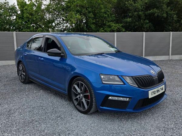Skoda Octavia Hatchback, Diesel, 2017, Blue