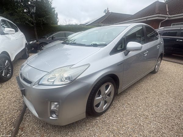 Toyota Prius Hatchback, Petrol Hybrid, 2011, Silver