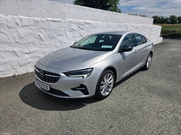 Opel Insignia Hatchback, Diesel, 2022, Grey