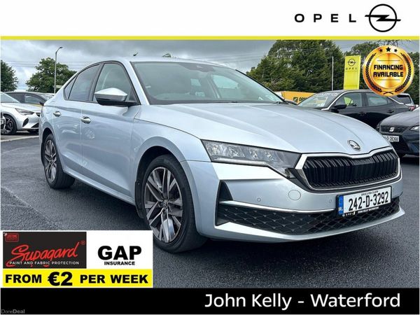 Skoda Octavia Saloon, Petrol, 2024, Grey