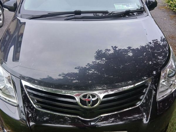 Toyota Avensis Saloon, Diesel, 2009, Grey
